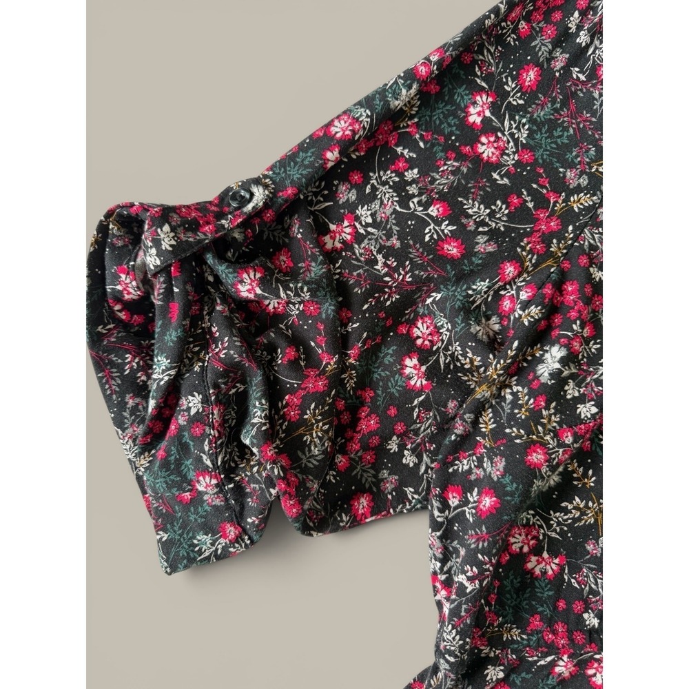 Torrid Floral Half-Zip Babydoll Tunic Top Size 4 Black Pink Roll-Tab High-Low - Picture 4 of 4